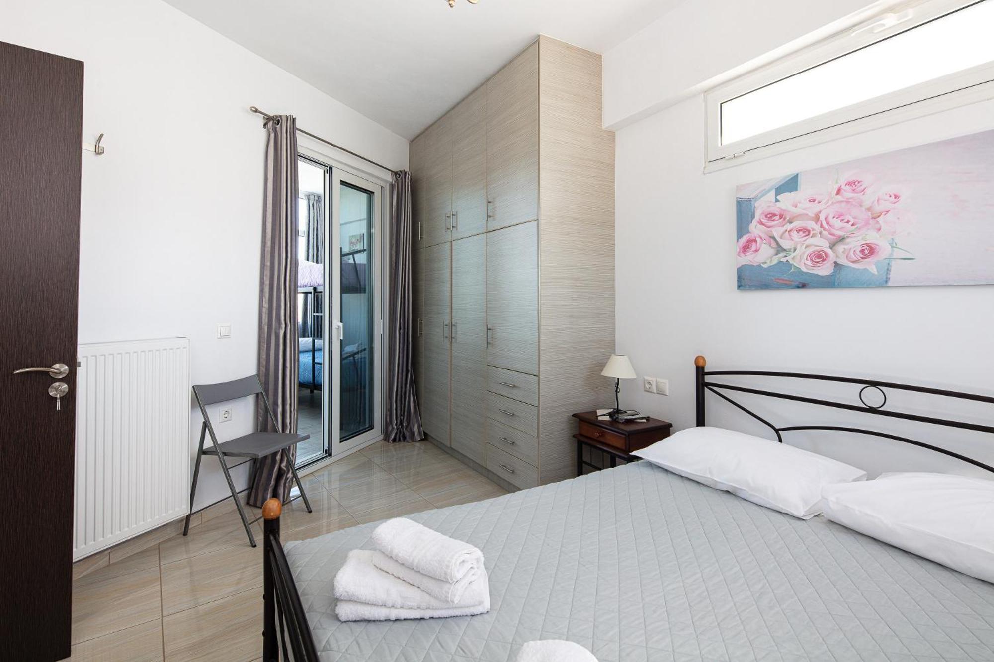 Karotí Vourvahis Seaview Apartments חדר תמונה