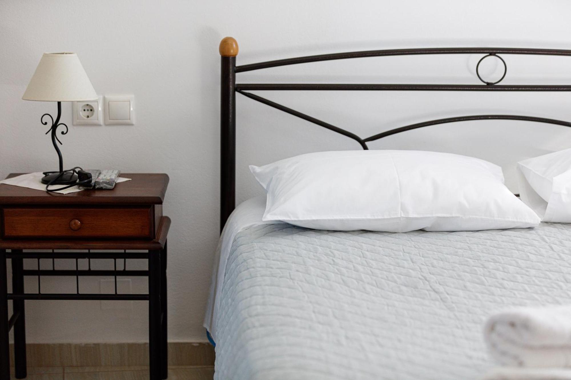 Karotí Vourvahis Seaview Apartments חדר תמונה